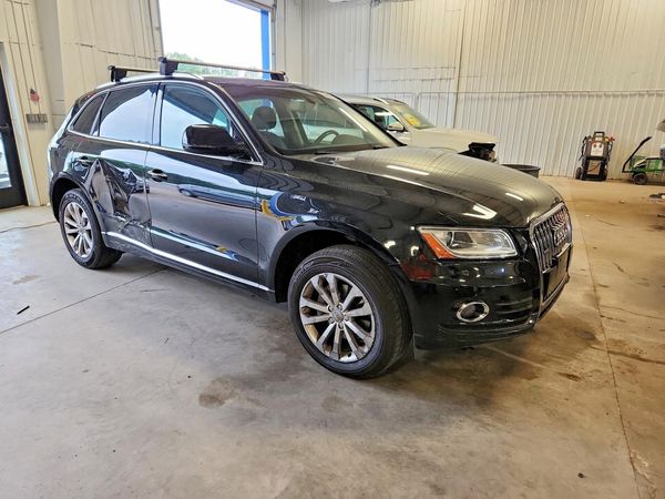 2016 AUDI Q5 quattro Premium Plus