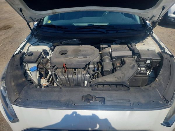 2018 HYUNDAI SONATA SE, Eco