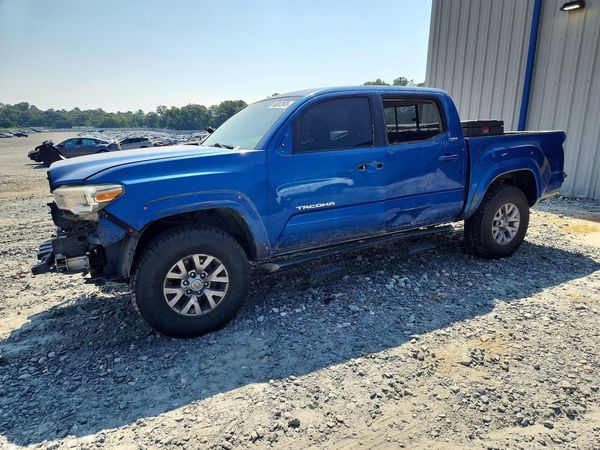 2017 TOYOTA TACOMA