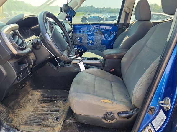 2017 TOYOTA TACOMA