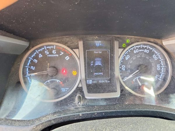 2017 TOYOTA TACOMA