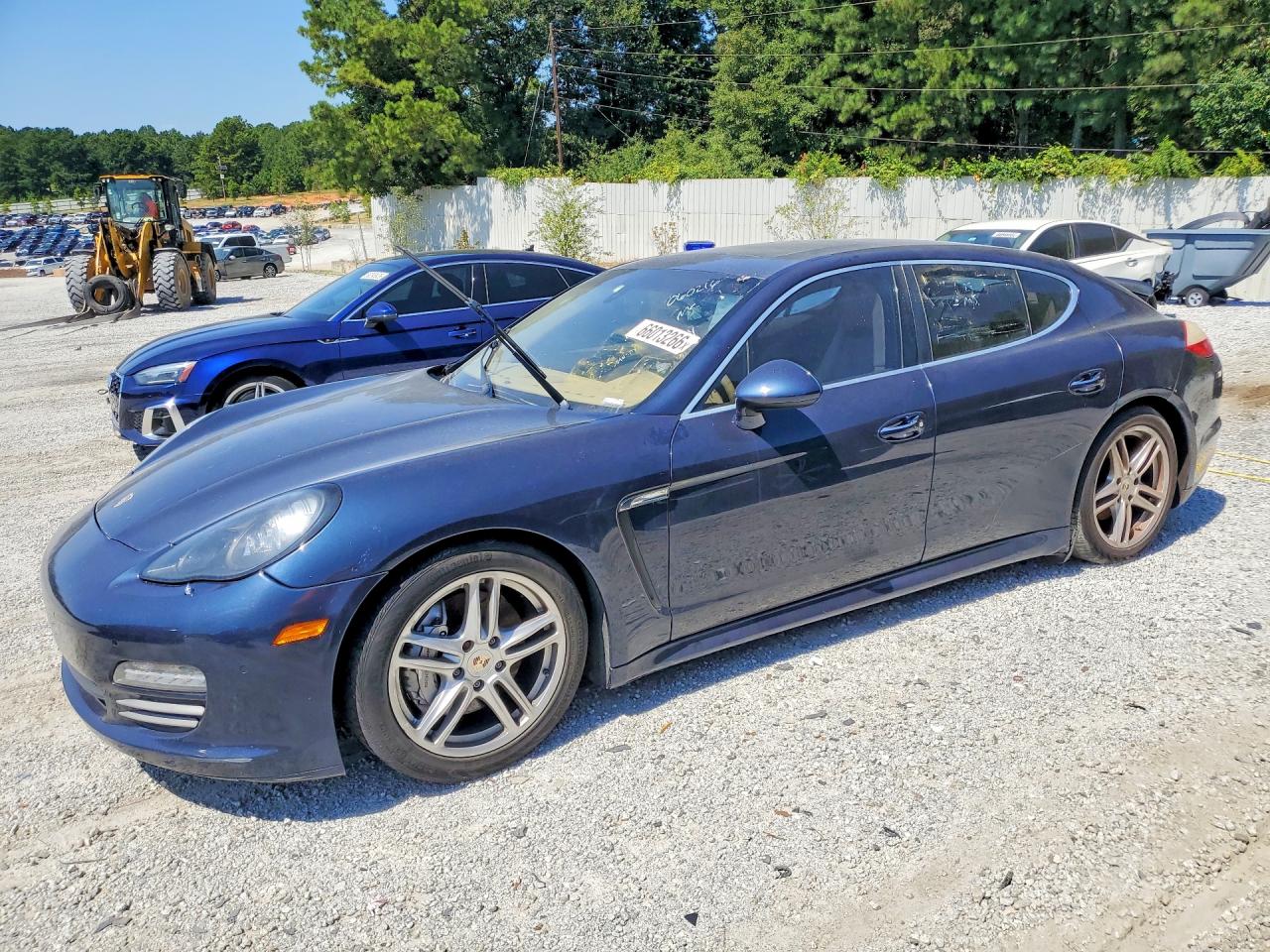 2012 PORSCHE PANAMERA S (2WD), 4S (4WD) — Front 3/4