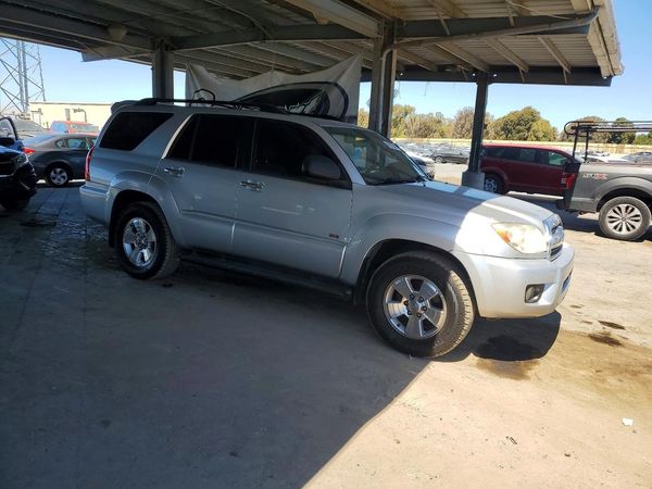 2020 TOYOTA 4RUNNER SR5