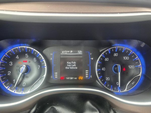 2020 CHRYSLER VOYAGER LXI