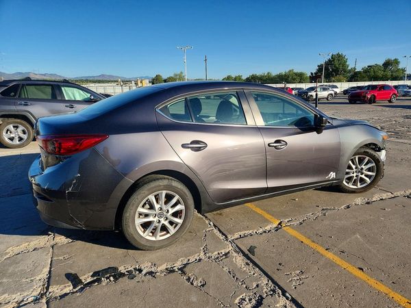 2018 MAZDA 3 Sport