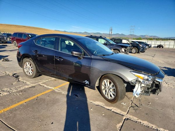 2018 MAZDA 3 Sport