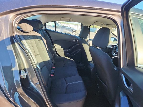 2018 MAZDA 3 Sport