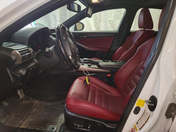 2016 LEXUS IS