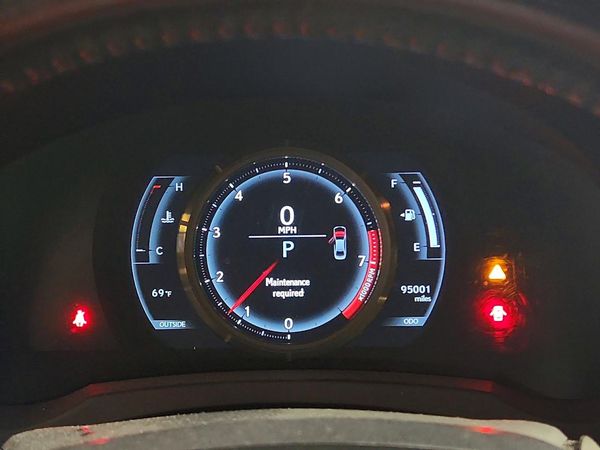 2016 LEXUS IS