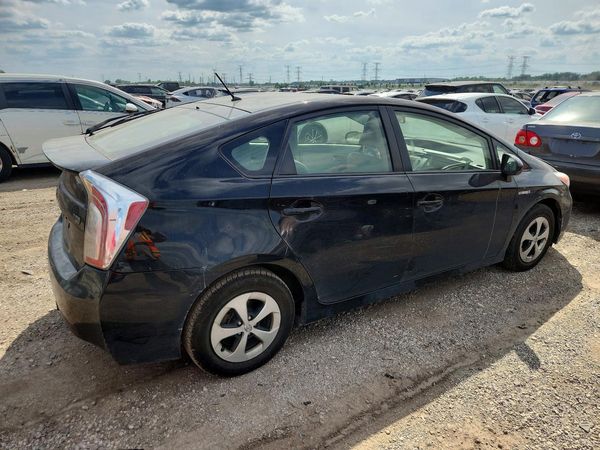 2014 TOYOTA PRIUS