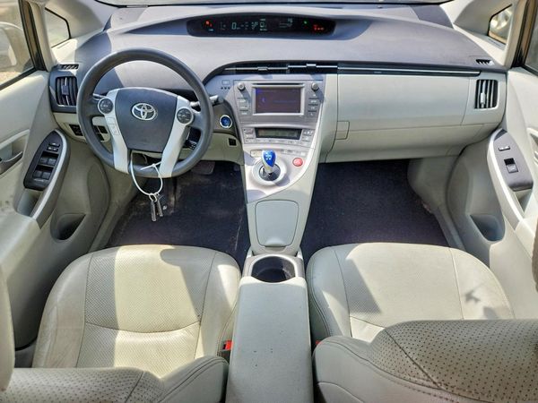 2014 TOYOTA PRIUS
