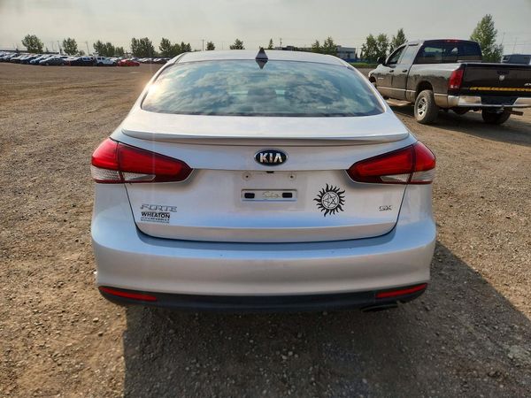 2017 KIA FORTE