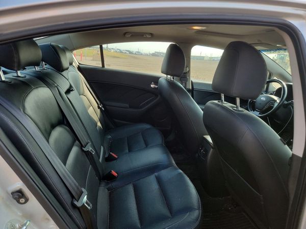 2017 KIA FORTE