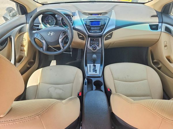 2013 HYUNDAI ELANTRA