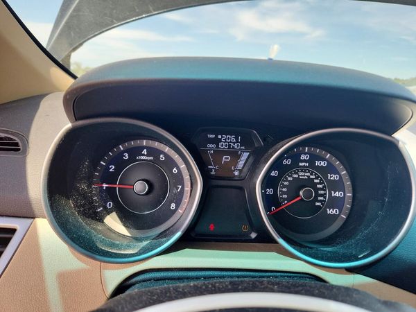 2013 HYUNDAI ELANTRA