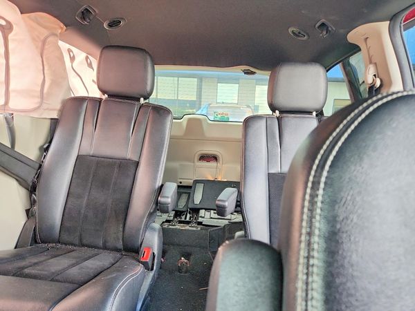 2017 DODGE GRAND CARAVAN SXT