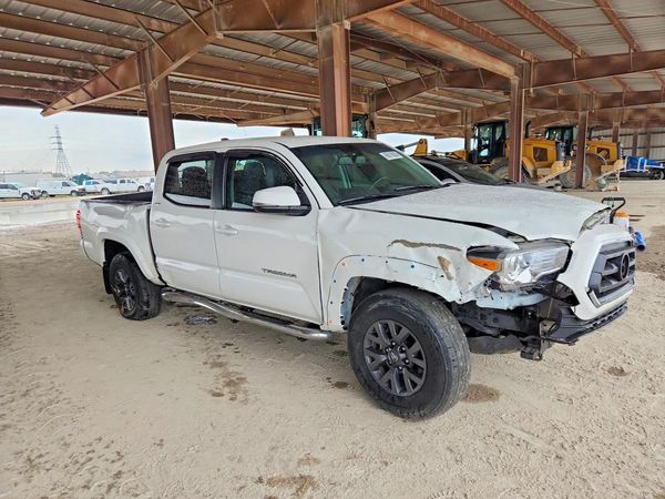 2023 TOYOTA TACOMA SR5 — Passenger 3/4