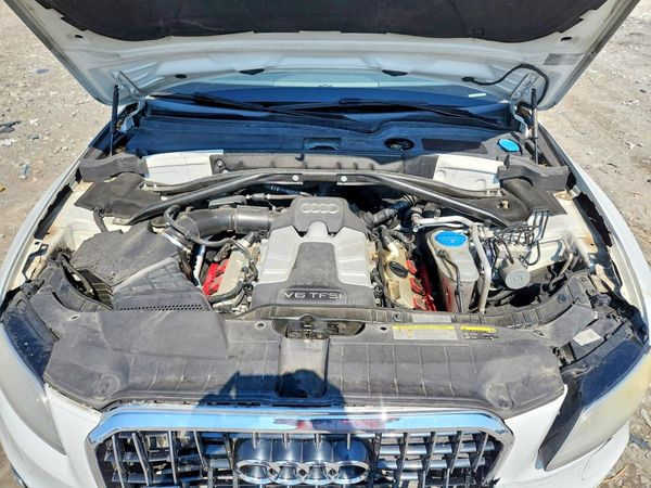 2014 AUDI Q5