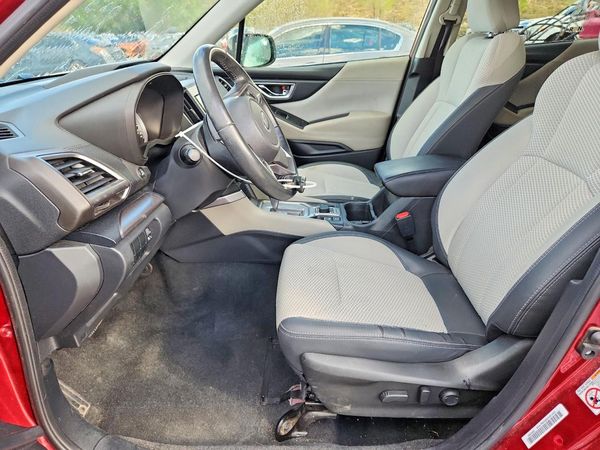 2019 SUBARU FORESTER
