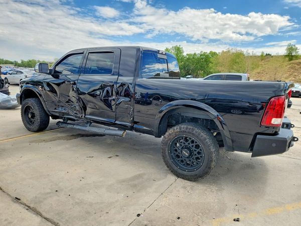 2014 RAM 3500 Laramie