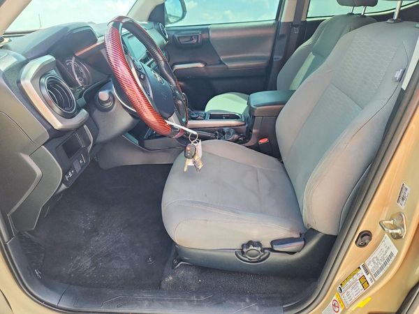 2019 TOYOTA TACOMA SR5 — DENT