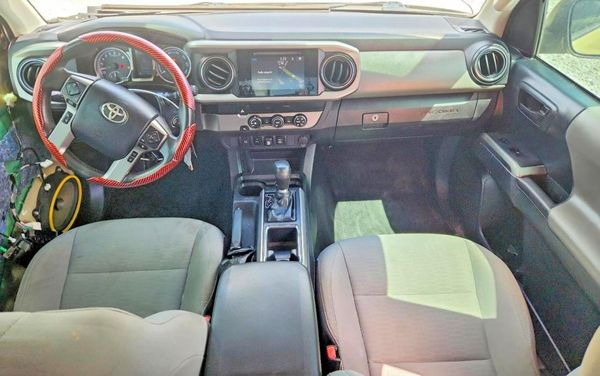 2019 TOYOTA TACOMA SR5 — CKPT