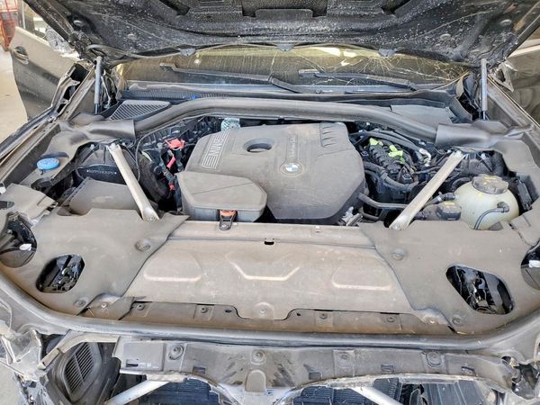 2019 BMW X3 sDrive30i — Engine bay