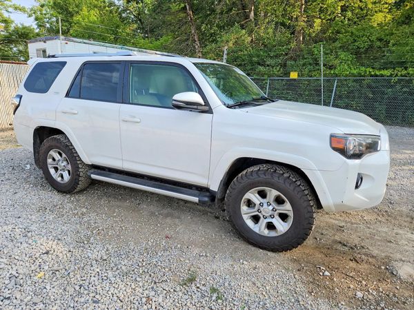 2017 TOYOTA 4RUNNER