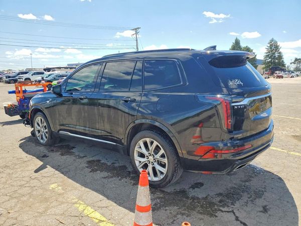 2020 CADILLAC XT6