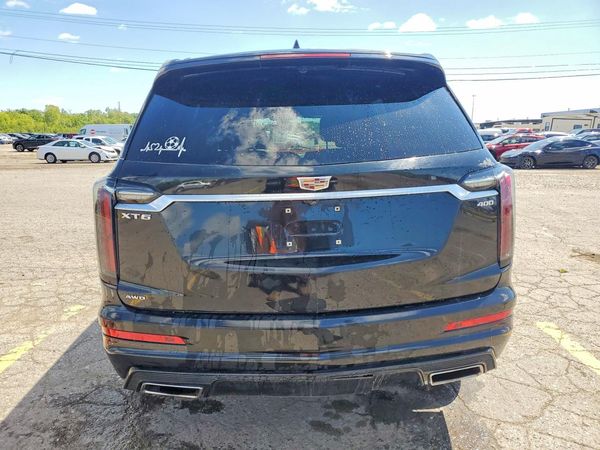 2020 CADILLAC XT6