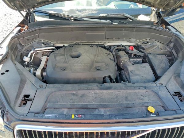 2016 VOLVO XC90 SV42 Momentum