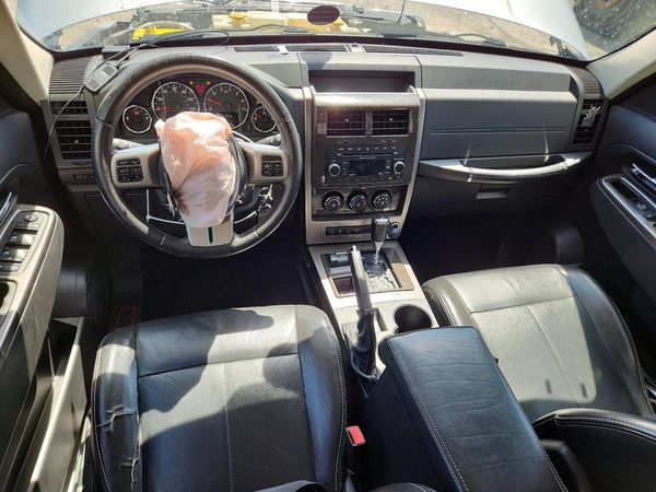2012 JEEP LIBERTY Jet