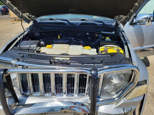 2012 JEEP LIBERTY Jet
