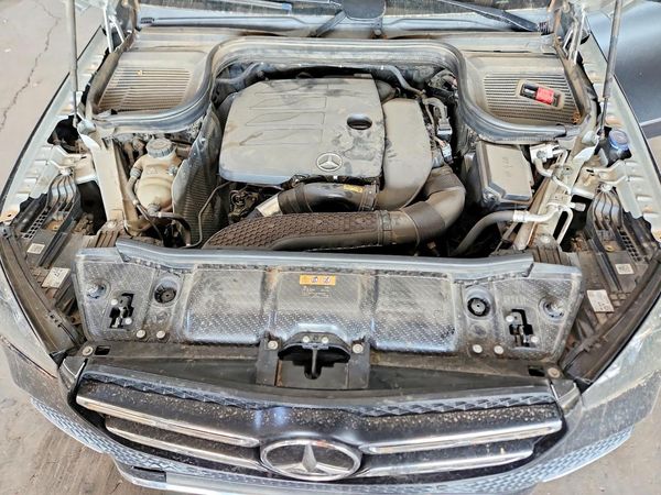 2020 MERCEDES-BENZ GLE-CLASS GLE350-4M — Engine bay