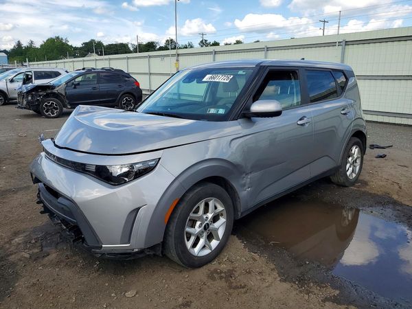 2023 KIA SOUL — DSFA — Front 3/4