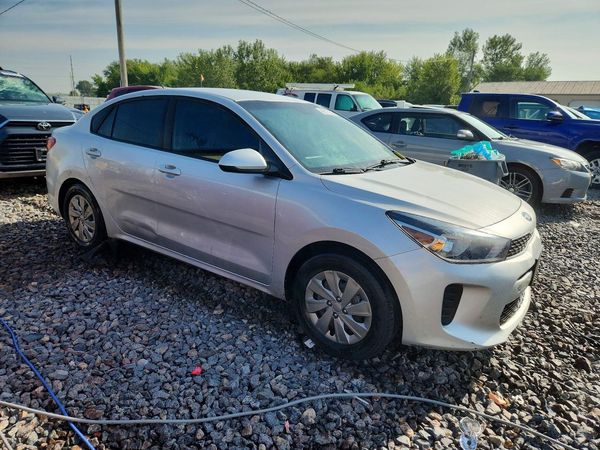 2019 KIA RIO