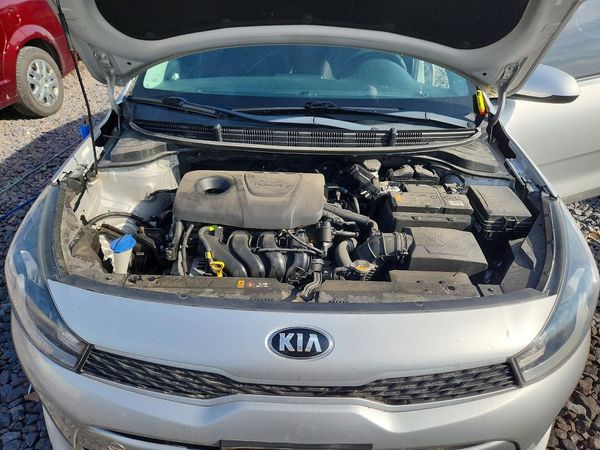 2019 KIA RIO
