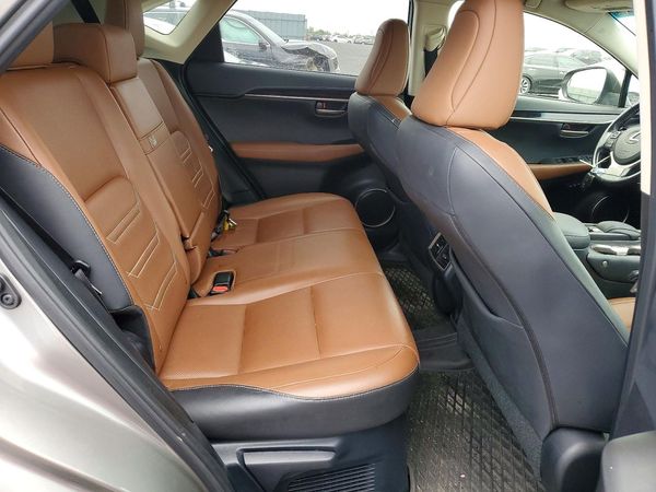 2015 LEXUS NX 200t Luxury