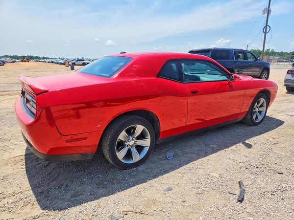 2019 DODGE CHALLENGER SXT