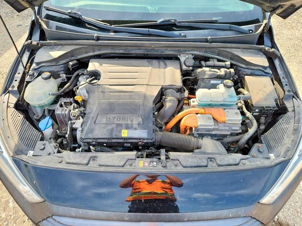 2019 HYUNDAI IONIQ Blue (HEV)