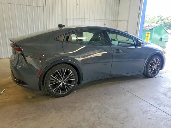 2025 TOYOTA PRIUS