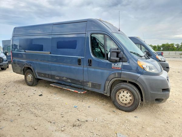 2021 RAM PROMASTER 3500 — Passenger 3/4