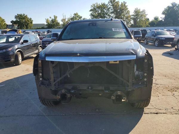 2019 CADILLAC ESCALADE