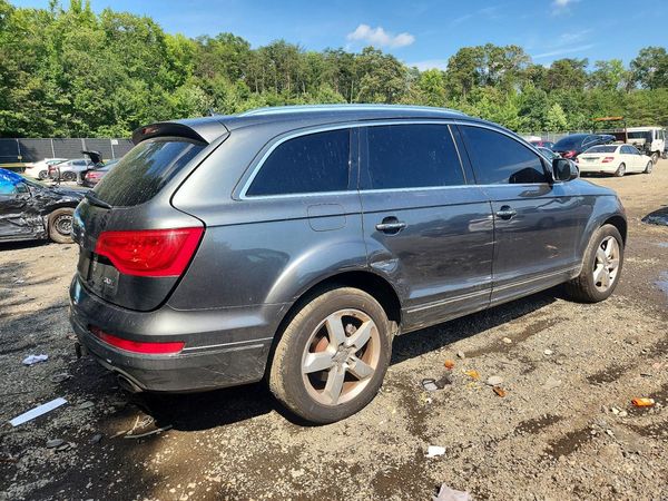 2015 AUDI Q7 Premium Plus