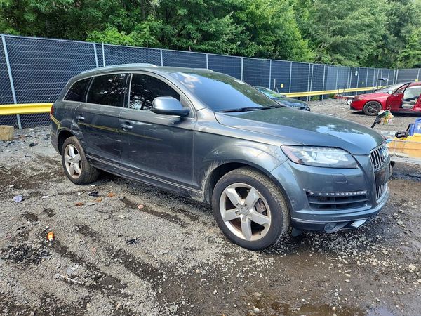 2015 AUDI Q7 Premium Plus
