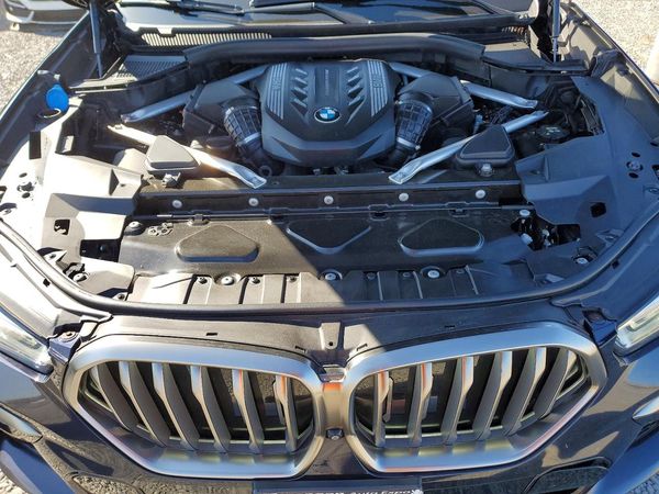 2021 BMW X6