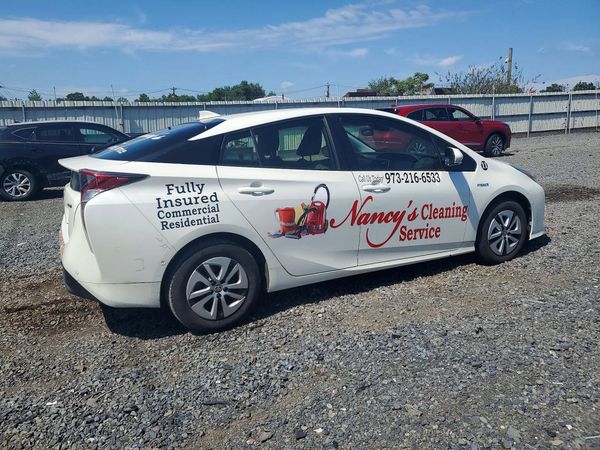 2017 TOYOTA PRIUS One/Two
