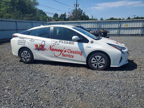2017 TOYOTA PRIUS One/Two