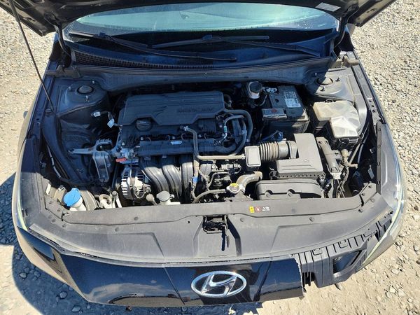 2021 HYUNDAI ELANTRA Limited
