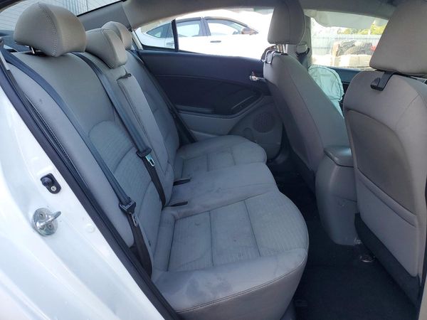 2015 KIA FORTE